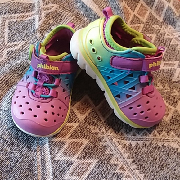 STRIDE RITE M2P PHIBIAN sz4